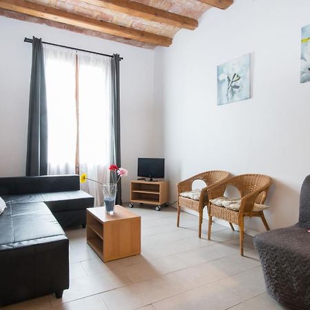 Mooeve Sant Antoni Apartment Барселона Екстериор снимка